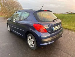 Blau Gebraucht 2008 Peugeot 207 Urban Move Kleinwagen | 2.000 € (Fairer Preis)