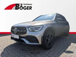 Mojavesilber metallic Gebraucht 2020 Mercedes GLC300 AMG SUV | 38.990 € (Fairer Preis)