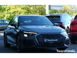 Grau Gebraucht 2023 Audi S3 Ambiente Limousine | 47.600 € (Etwas zu teuer)