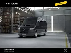 Tiefschwarz Gebraucht 2023 Mercedes Sprinter Van | 36.236 € (Superpreis)
