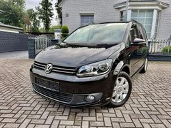 Schwarz Gebraucht 2012 VW Touran Match Van / Kleinbus | 9.998 € (Fairer Preis)