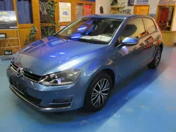 Blau Gebraucht 2016 VW Golf VII Allstar Limousine | 11.850 € (Superpreis)