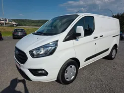 Weiß Gebraucht 2019 Ford Transit Custom Trend Van / Kleinbus | 12.490 €