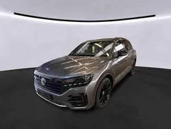 Siliziumgrau metallic Gebraucht 2019 VW Touareg R-line SUV | 45.900 € (Etwas zu teuer)