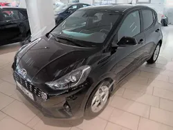 Schwarz Gebraucht 2023 Hyundai i10 GO! Kleinwagen | 13.990 € (Guter Preis)