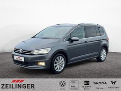Indiumgrau Gebraucht 2019 VW Touran Highline Van / Kleinbus | 23.445 € (Guter Preis)