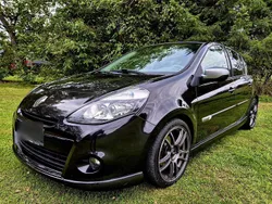 Schwarz Gebraucht 2010 Renault Clio II GT Limousine | 4.500 €