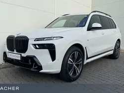 Weiß Neu 2025 BMW X7 M Sport SUV | 104.990 €