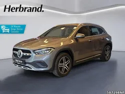 Metalliclack mountaingrau Gebraucht 2023 Mercedes GLA200 Progressive SUV | 34.890 € (Guter Preis)
