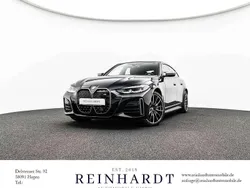 Black sapphire metallic Gebraucht 2022 BMW i4 Performance Limousine | 44.145 € (Superpreis)