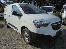Weiß Gebraucht 2023 Opel Combo Edition Van / Kleinbus | 10.948 € (Superpreis)