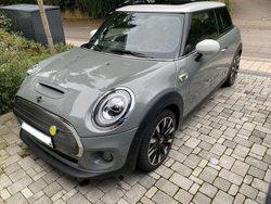 Grau Gebraucht 2020 Mini Cooper SE Kleinwagen | 15.900 € (Fairer Preis)