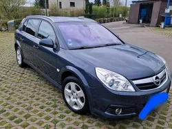 Blau Gebraucht 2008 Opel Signum Kombi | 3.100 € (Fairer Preis)