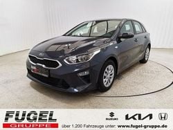 Pentametal metallic Gebraucht 2021 Kia Ceed Limousine | 14.999 € (Superpreis)