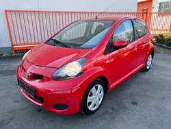 Rot Gebraucht 2010 Toyota Aygo Kleinwagen | 2.880 € (Fairer Preis)