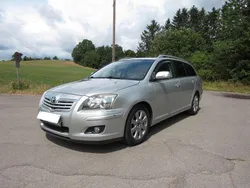 Silber Gebraucht 2008 Toyota Avensis Kombi | 2.999 € (Fairer Preis)