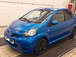 Blau Gebraucht 2011 Toyota Aygo Cool Kleinwagen | 4.499 € (Fairer Preis)