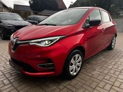 Rot Gebraucht 2020 Renault Zoe Life Kleinwagen | 8.990 € (Guter Preis)