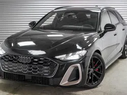Mythosschwarz metallic (0e) Gebraucht 2024 Audi A5 S-Line Coupé | 60.590 € (Fairer Preis)