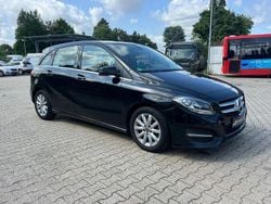 Schwarz Gebraucht 2017 Mercedes B180 Van / Kleinbus | 5.490 € (Superpreis)