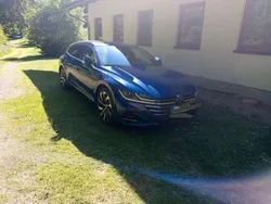 Blau Gebraucht 2021 VW Arteon R-line Kombi | 32.299 € (Teuer)