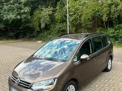 Braun Gebraucht 2011 VW Sharan Van / Kleinbus | 8.900 € (Fairer Preis)