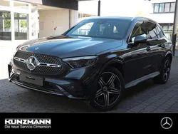 Graphitgrau metallic Gebraucht 2025 Mercedes GLC220 AMG SUV | 58.150 € (Superpreis)