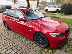 Rot Gebraucht 2008 BMW 320 Kombi | 3.500 € (Fairer Preis)