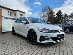Pure white Gebraucht 2018 VW Golf VII GTI Limousine | 25.685 € (Fairer Preis)