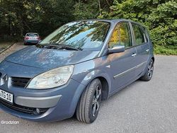 Grau Gebraucht 2007 Renault Scénic II Expression Van / Kleinbus | 3.400 € (Teuer)
