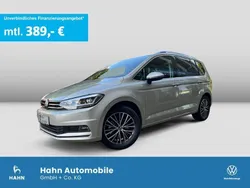 Weiß Gebraucht 2024 VW Touran Move Van / Kleinbus | 38.940 € (Etwas zu teuer)