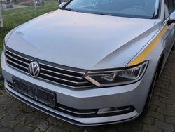 Silber Gebraucht 2015 VW Passat Comfortline Kombi | 7.500 € (Guter Preis)