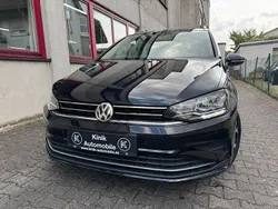 Schwarz Gebraucht 2020 VW Golf Sportsvan IQ Drive Van / Kleinbus | 14.900 € (Fairer Preis)