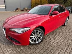 Rot Gebraucht 2019 Alfa Romeo Giulia Super Limousine | 10.700 € (Superpreis)