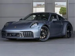 Grau Neu 2025 Porsche 992 Coupé | 204.414 € (Fairer Preis)