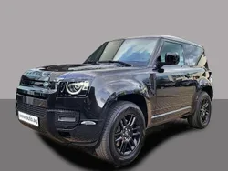 Santorini black Gebraucht 2024 Land Rover Defender SE Dynamic SUV | 69.422 € (Superpreis)