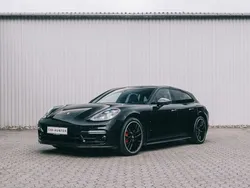 Schwarz Gebraucht 2018 Porsche Panamera Turbo Sport Turismo Limousine | 84.728 €