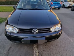 Schwarz Gebraucht 2001 VW Golf IV Edition Limousine | 1.690 € (Fairer Preis)