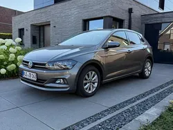 Grau Gebraucht 2020 VW Polo Active Kleinwagen | 18.500 € (Etwas zu teuer)