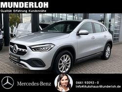 Silber Gebraucht 2022 Mercedes GLA200 Business SUV | 30.900 € (Guter Preis)