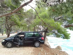 Schwarz Gebraucht 2003 Chrysler Voyager Van / Kleinbus | 990 € (Superpreis)