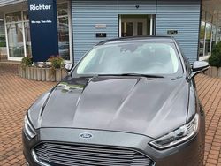 Grau Gebraucht 2017 Ford Mondeo Titanium Limousine | 14.200 € (Fairer Preis)