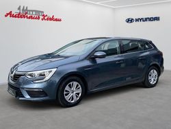Grau Gebraucht 2018 Renault Mégane IV Life Limousine | 10.500 € (Fairer Preis)