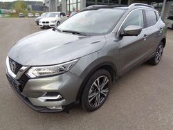 Grau Gebraucht 2019 Nissan Qashqai SUV | 19.999 € (Teuer)