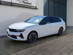 Weiß Neu 2025 Opel Astra Kombi | 33.800 € (Etwas zu teuer)