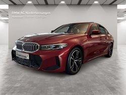 Rot Gebraucht 2025 BMW 330 Comfort Edition Limousine | 49.700 € (Superpreis)