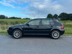 Schwarz Gebraucht 2001 VW Golf IV Kleinwagen | 3.000 € (Teuer)