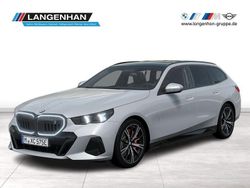 Grau Neu 2025 BMW i5 M Sport Limousine | 83.812 € (Teuer)