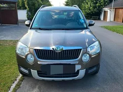 Andere außenfarben Gebraucht 2012 Skoda Yeti SUV | 10.259 € (Fairer Preis)