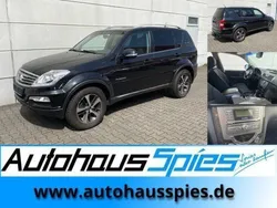 Space black metallic Gebraucht 2015 Ssangyong Rexton Quartz SUV | 8.990 € (Guter Preis)